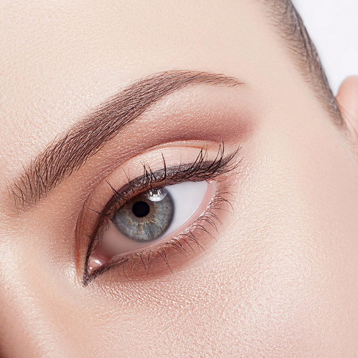 PHIBROWS - MICROBLADING - 
SEMI- PERMANENT MAKE UP            
click for prices